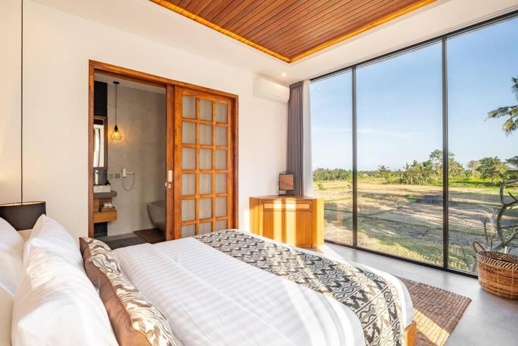 Villa Temple Tree By Azure W Rice Field View *
