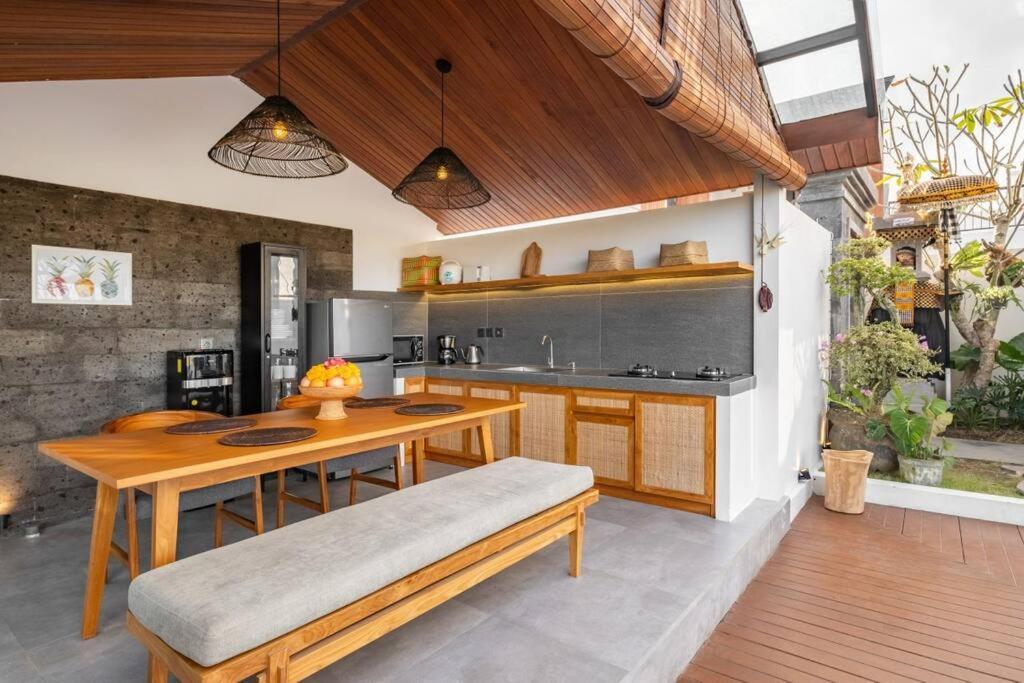 Temple Tree By Azure W Rice Field View Villa *